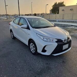 سيارة تويوتا نوع ياس للاجار اليومي (الاعلان التجريبي )